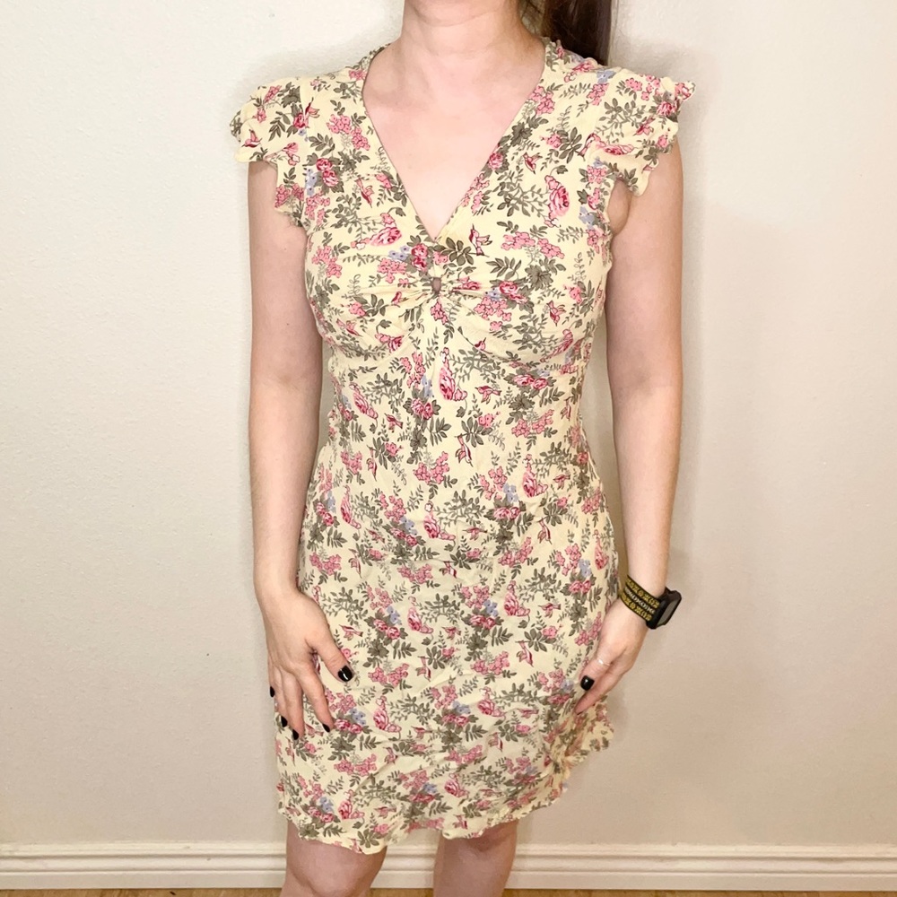Romantic cottagecore flutter sleeve pink floral midi dress Y2K